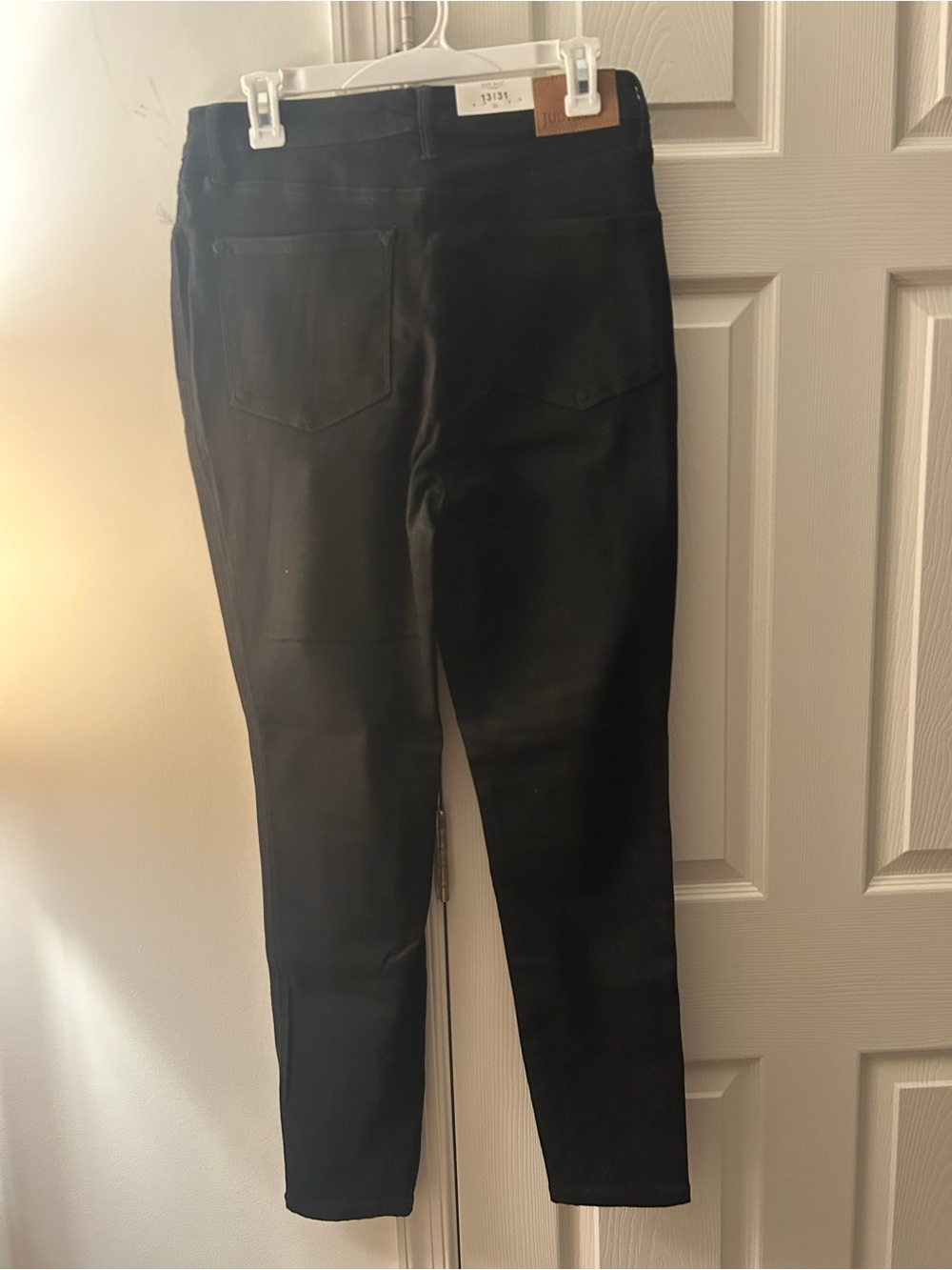Judy Blue Black Women's Skinny Jeans - Picture 8 of 10